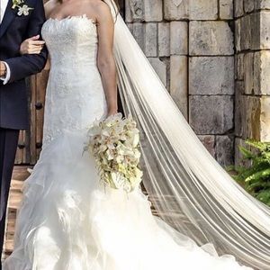 Pronovias Duende size 2